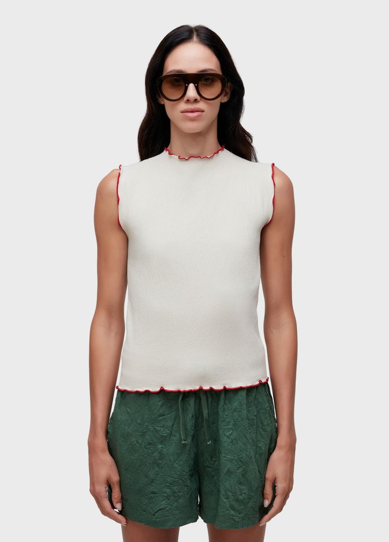 SLEEVELESS