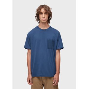 T-shirt over texture pocket mc