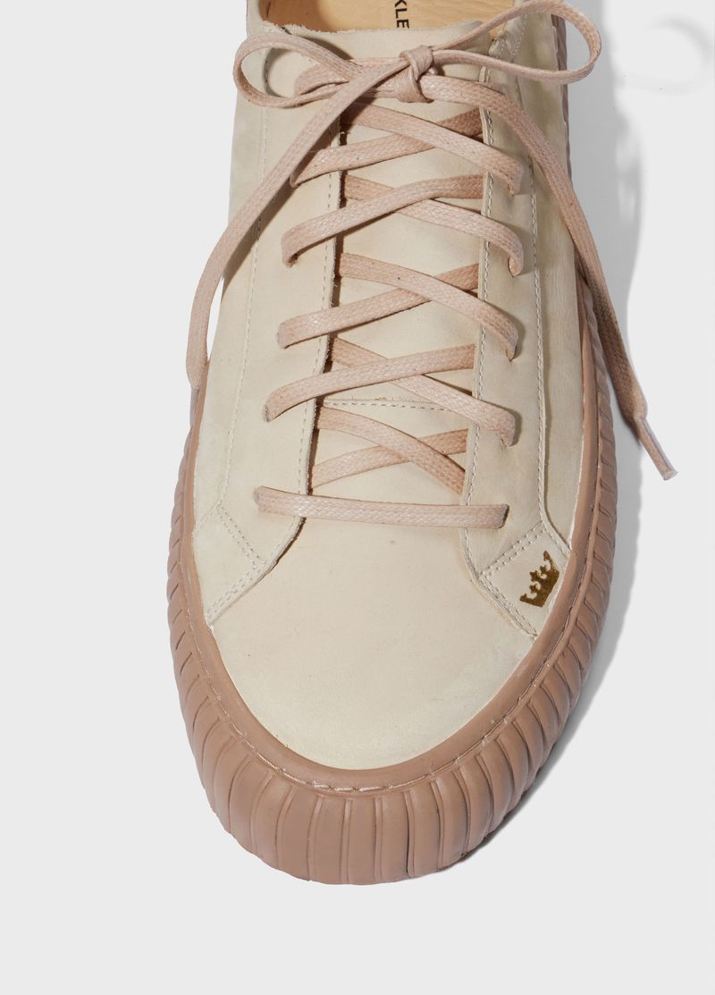 TENIS GRIP LACES NOBUCK