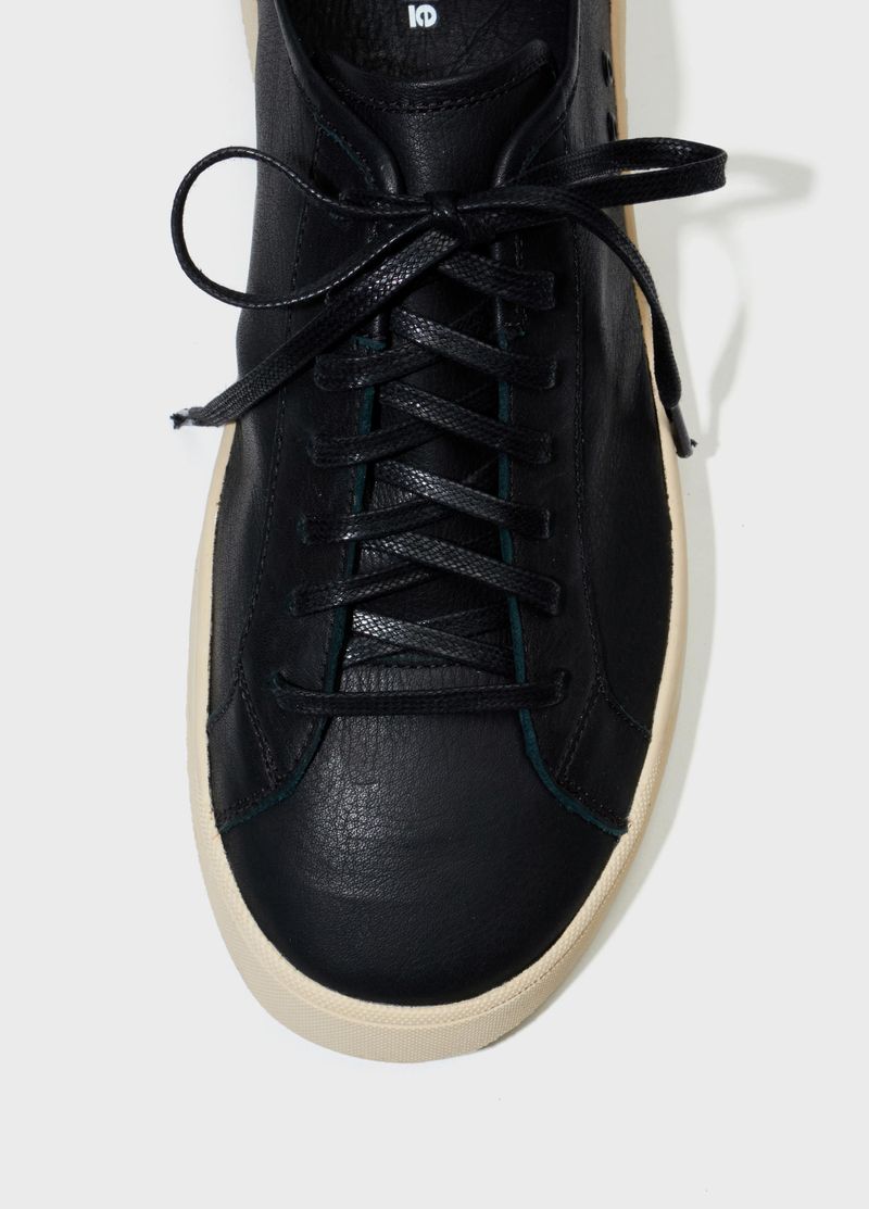 TENIS