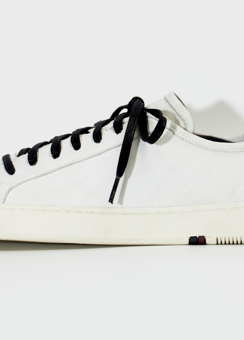TENIS