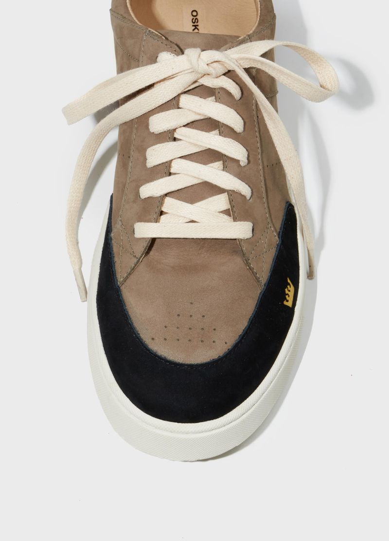 TENIS