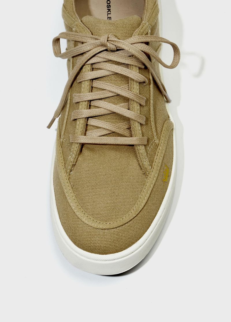 TENIS