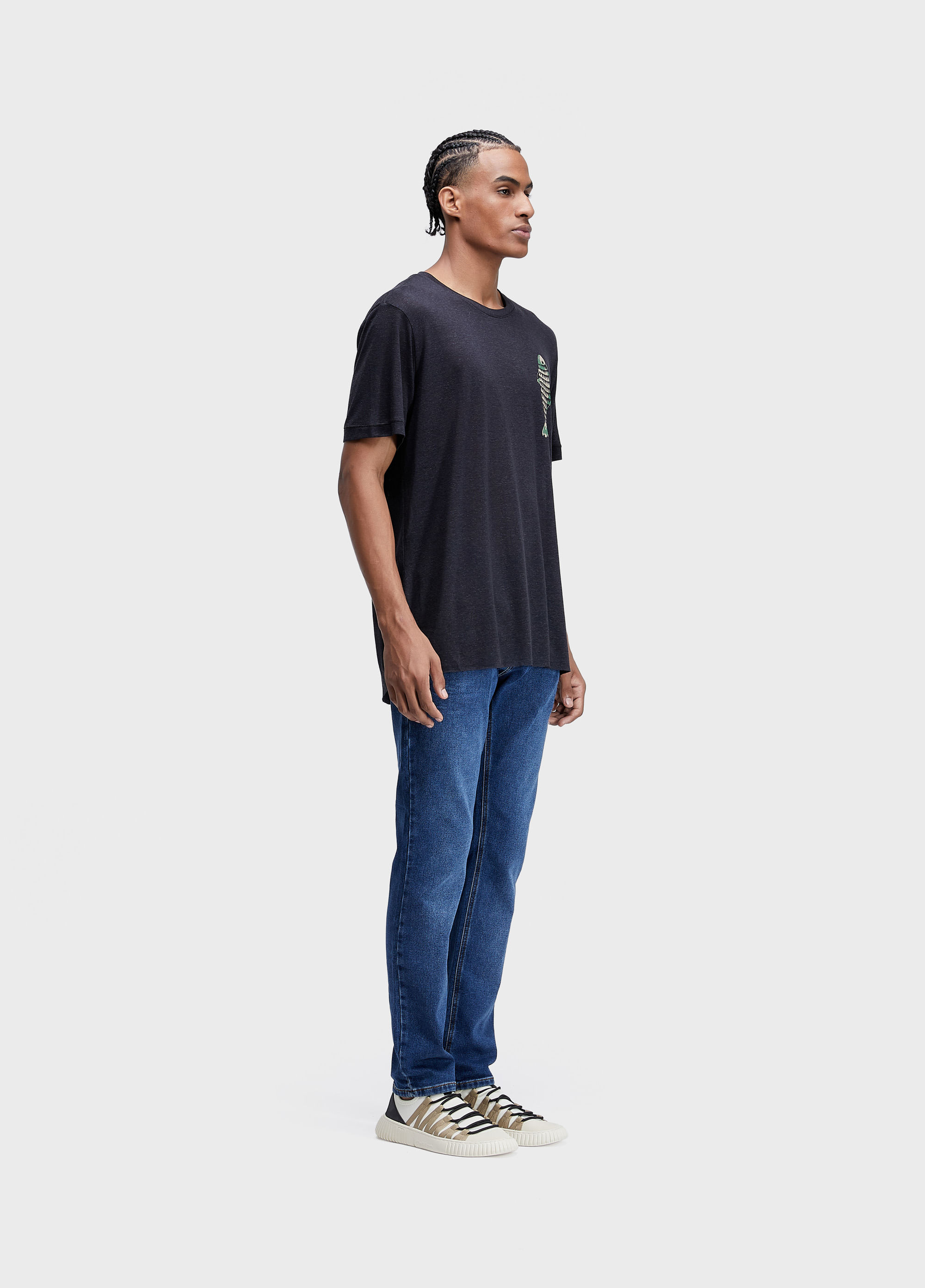 T-shirt light linen fish