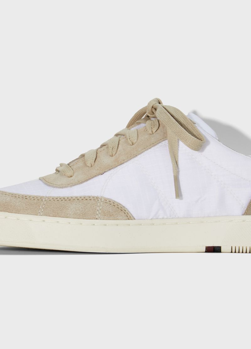 TENIS