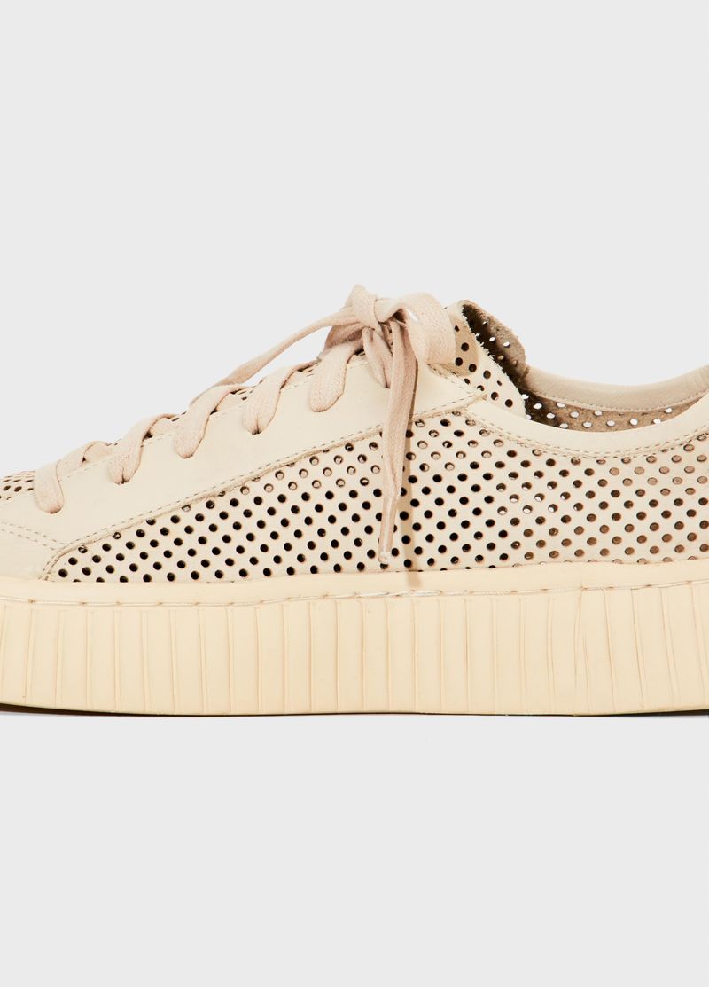 TENIS