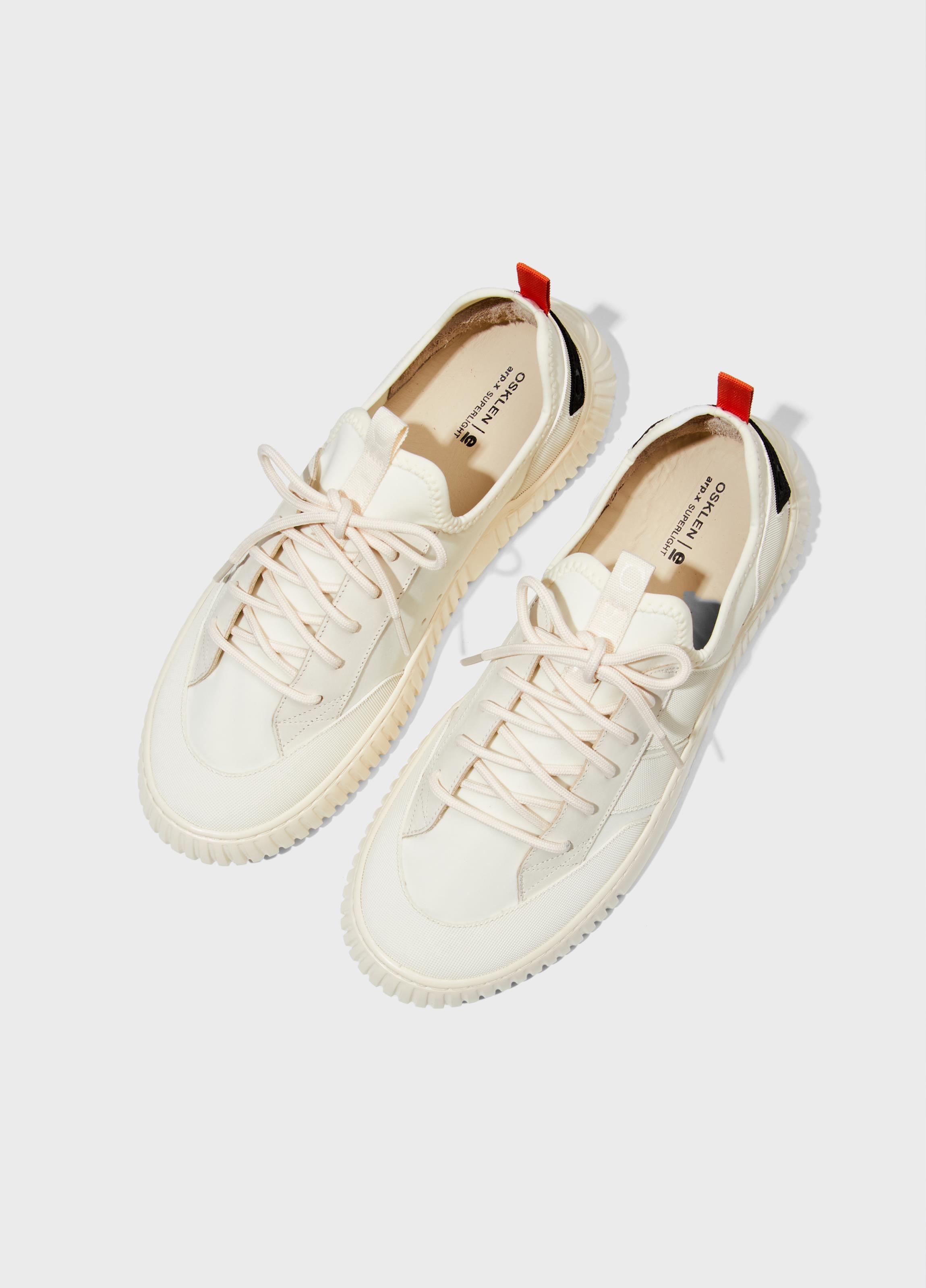 TENIS