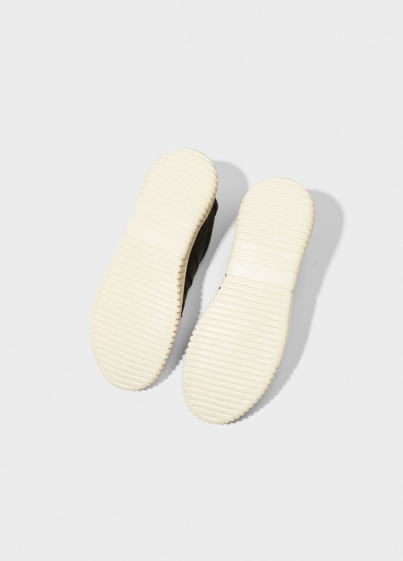 TENIS