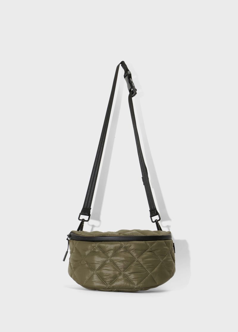 BOLSA POCHETE MATELASSE