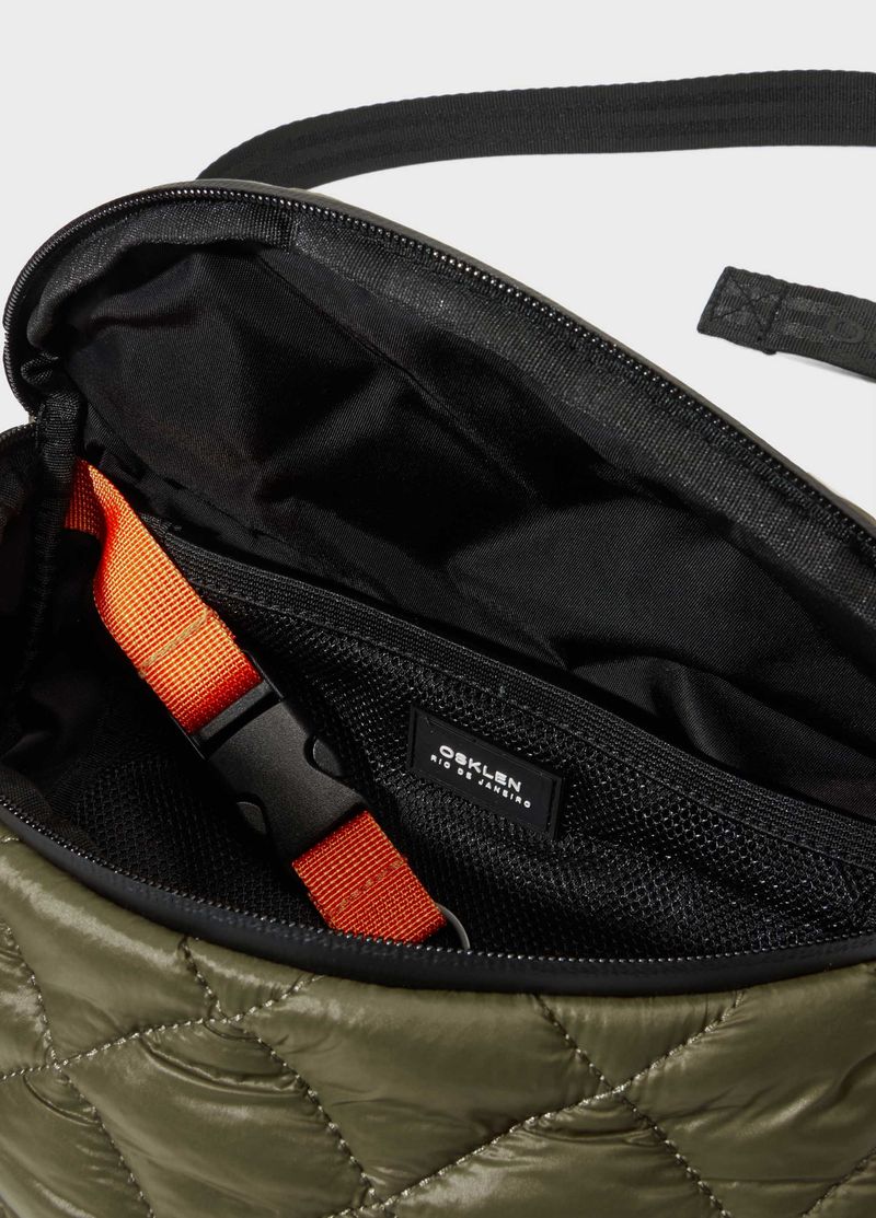 BOLSA POCHETE MATELASSE