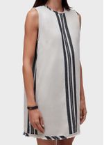 VESTIDO CURTO PRANCHAO