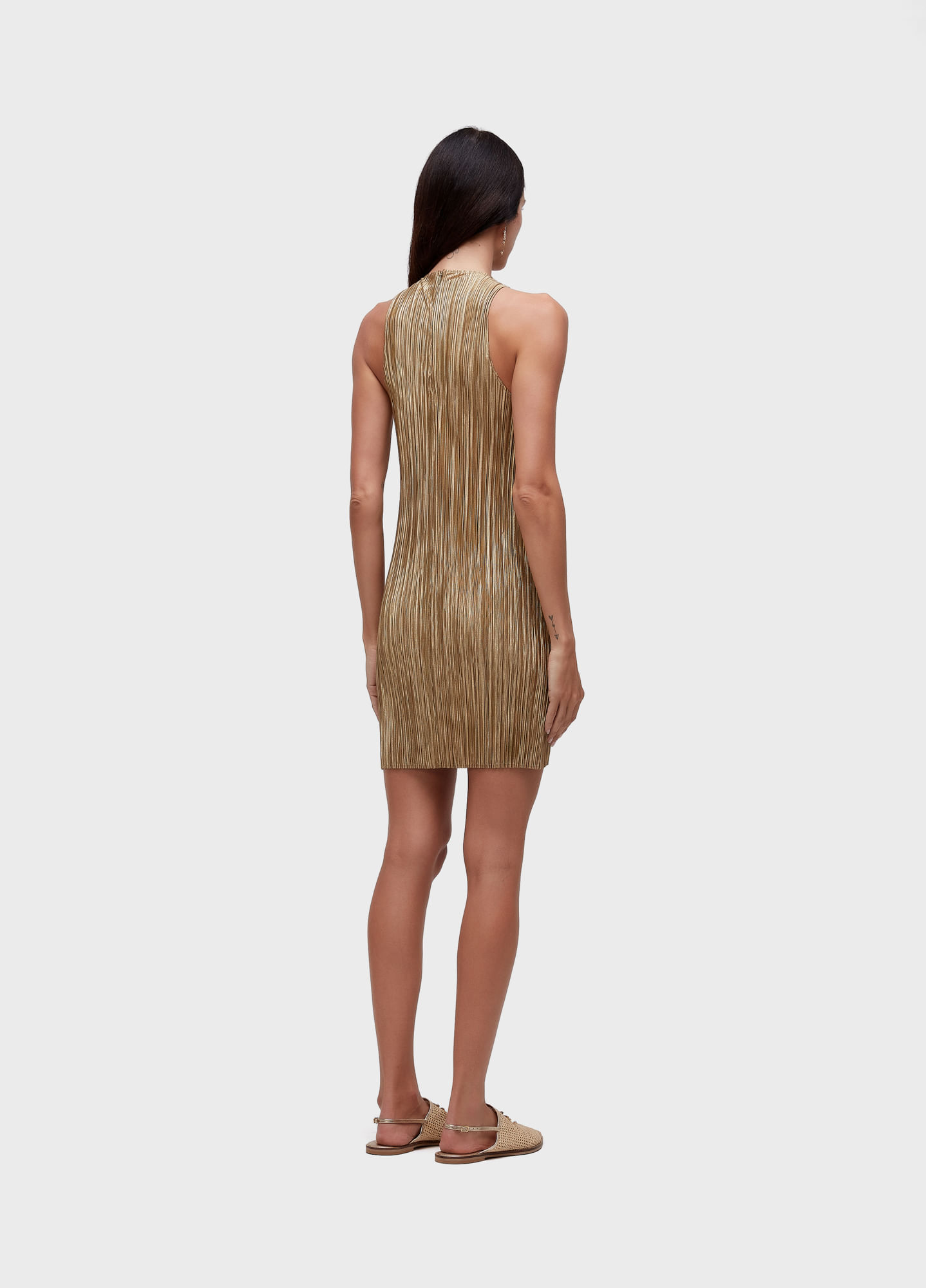 Vestido raglan curto plissado gold
