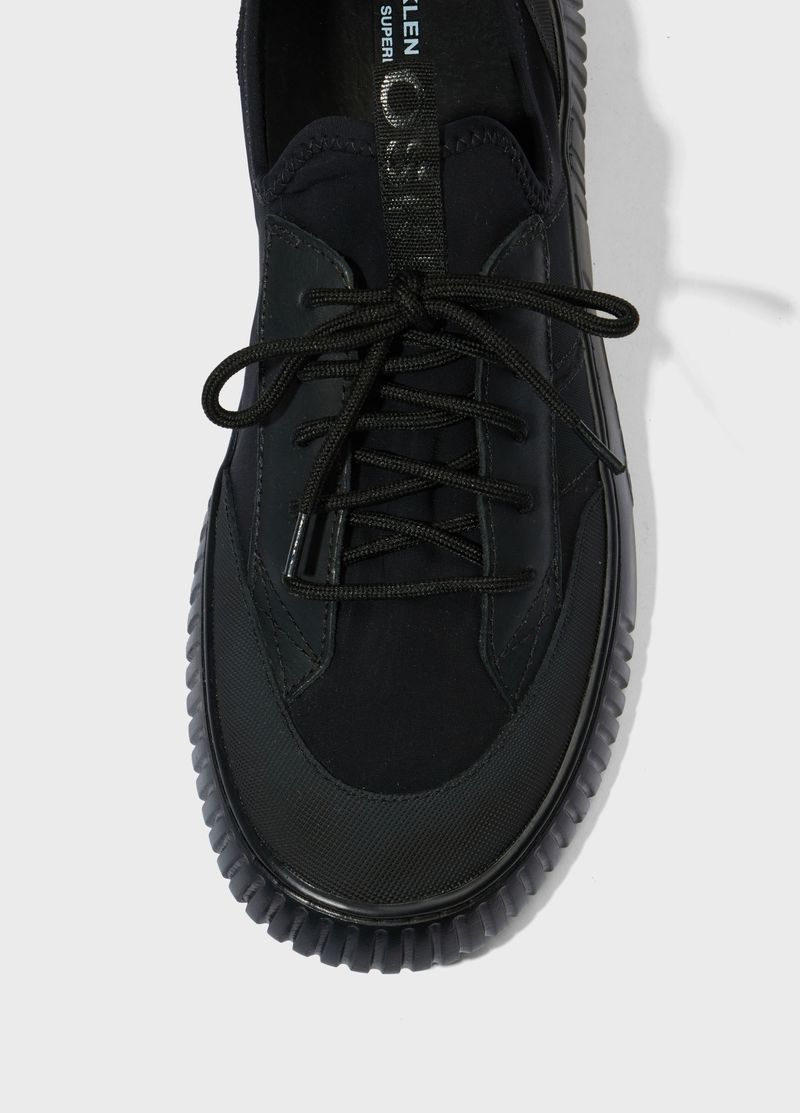 TENIS