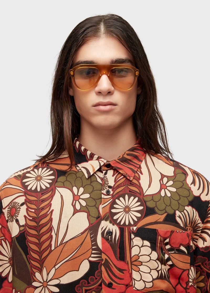 CAMISA