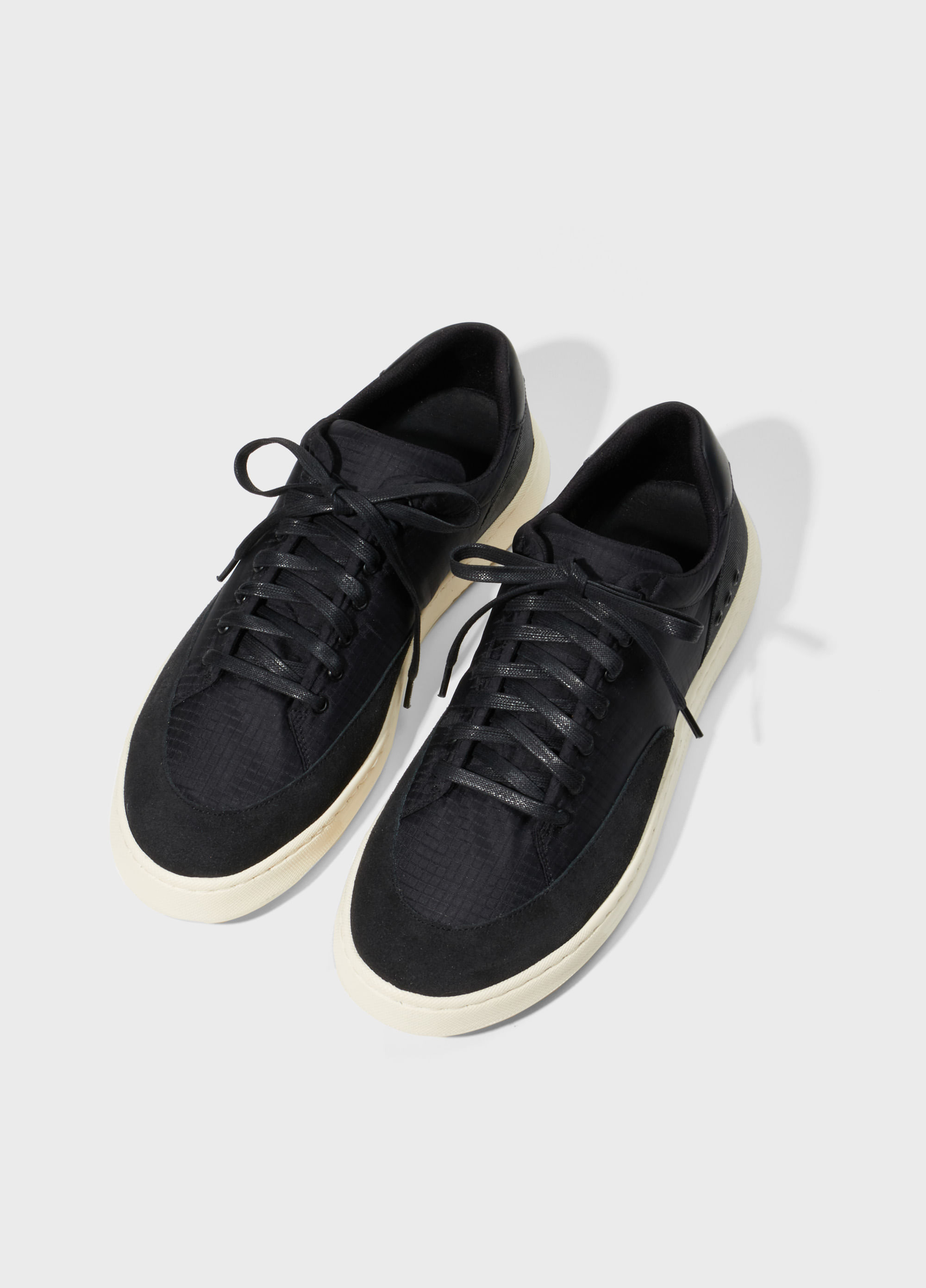 TENIS