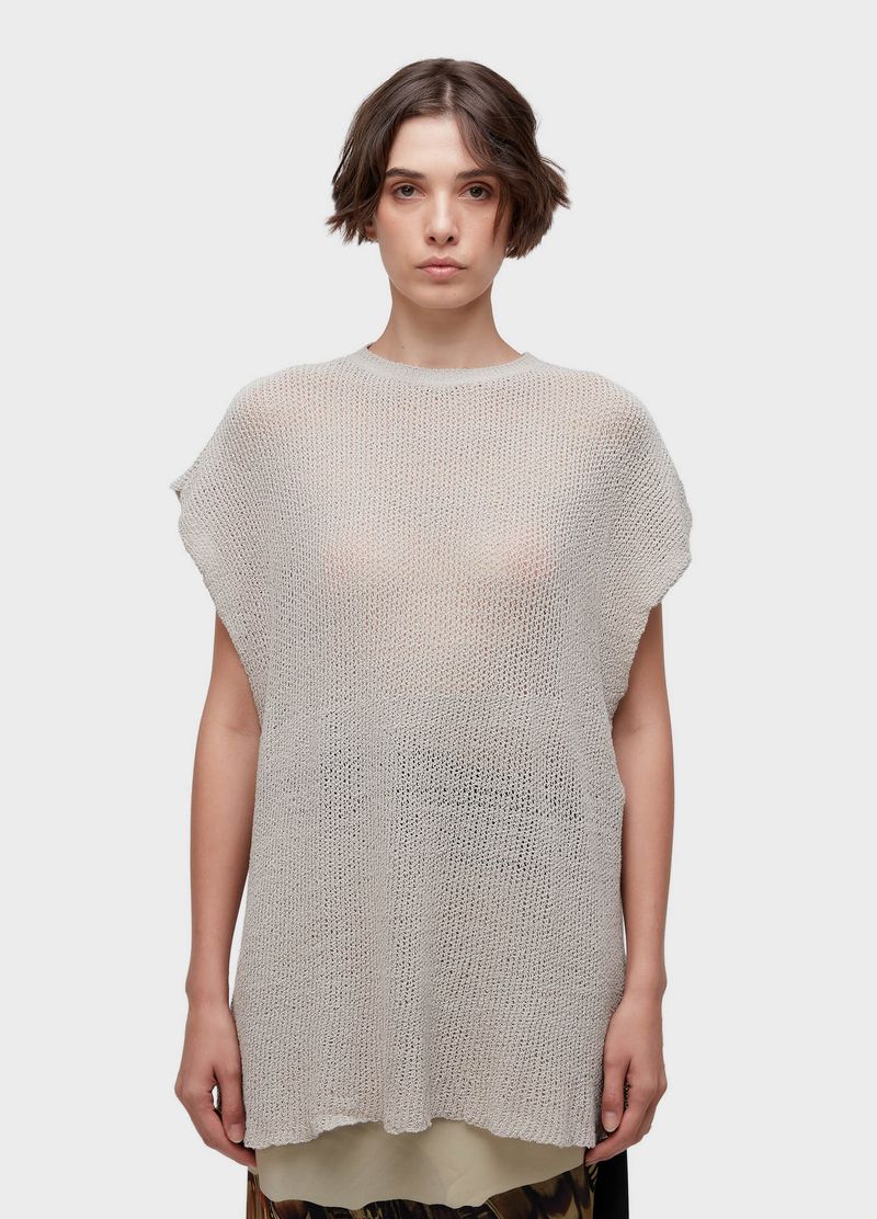 SLEEVELESS
