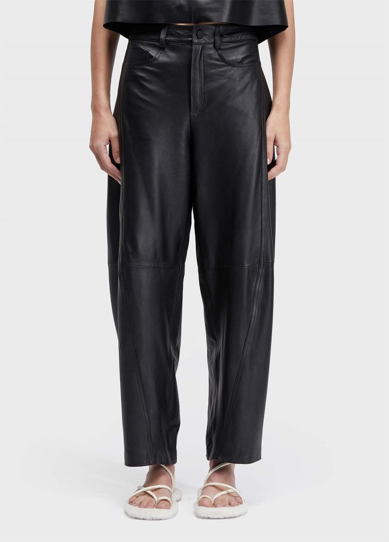 CALCA RECORTE COURO TOQUIO