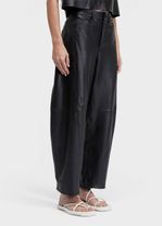 CALCA RECORTE COURO TOQUIO