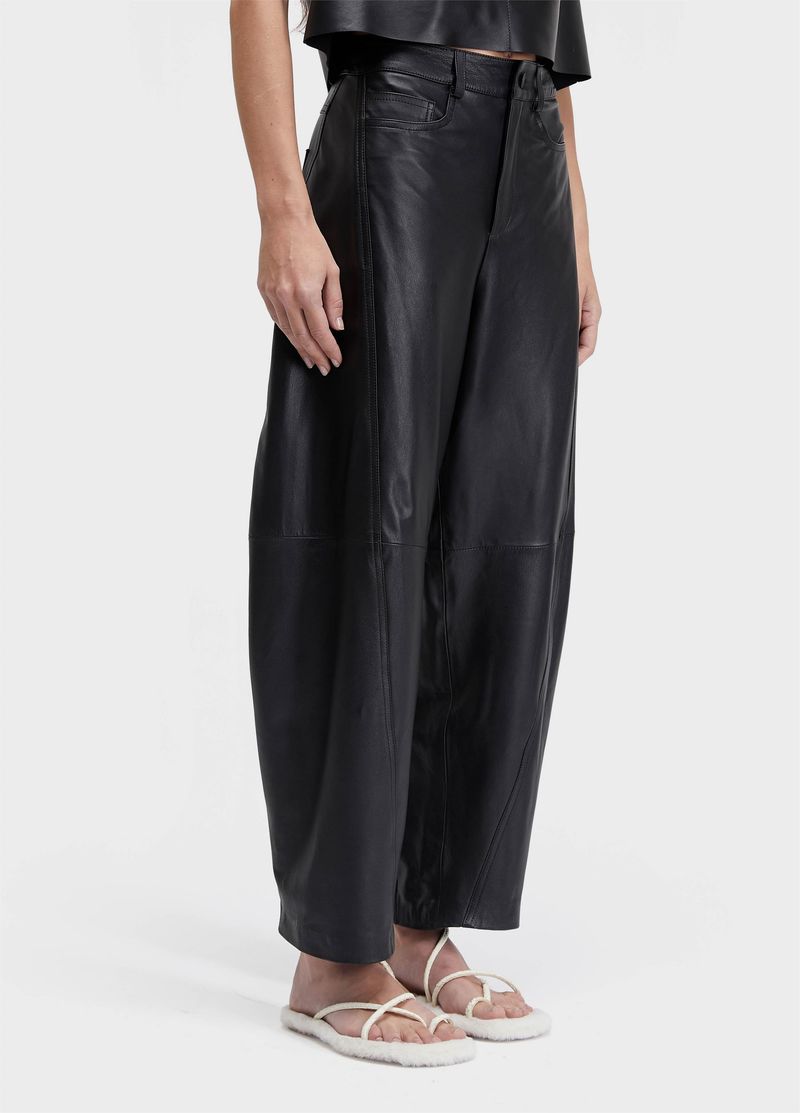 CALCA RECORTE COURO TOQUIO