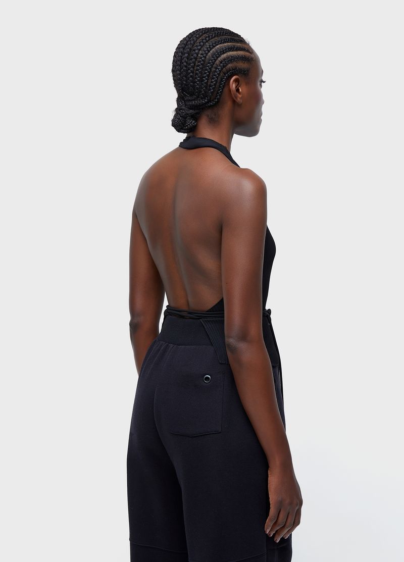 BLUSA FRENTE UNICA PLISSADA