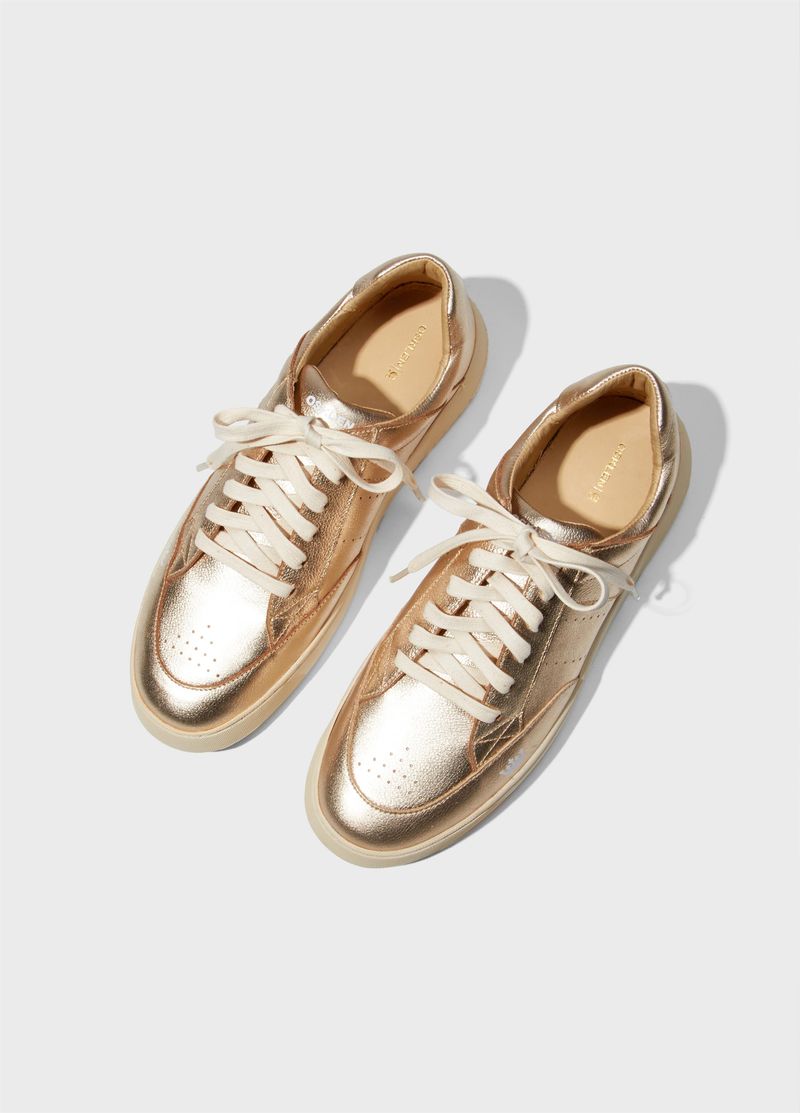TENIS