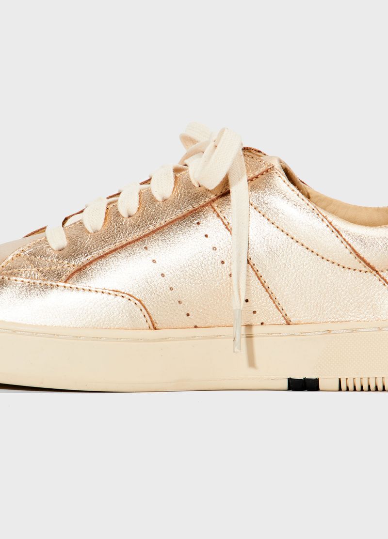 TENIS
