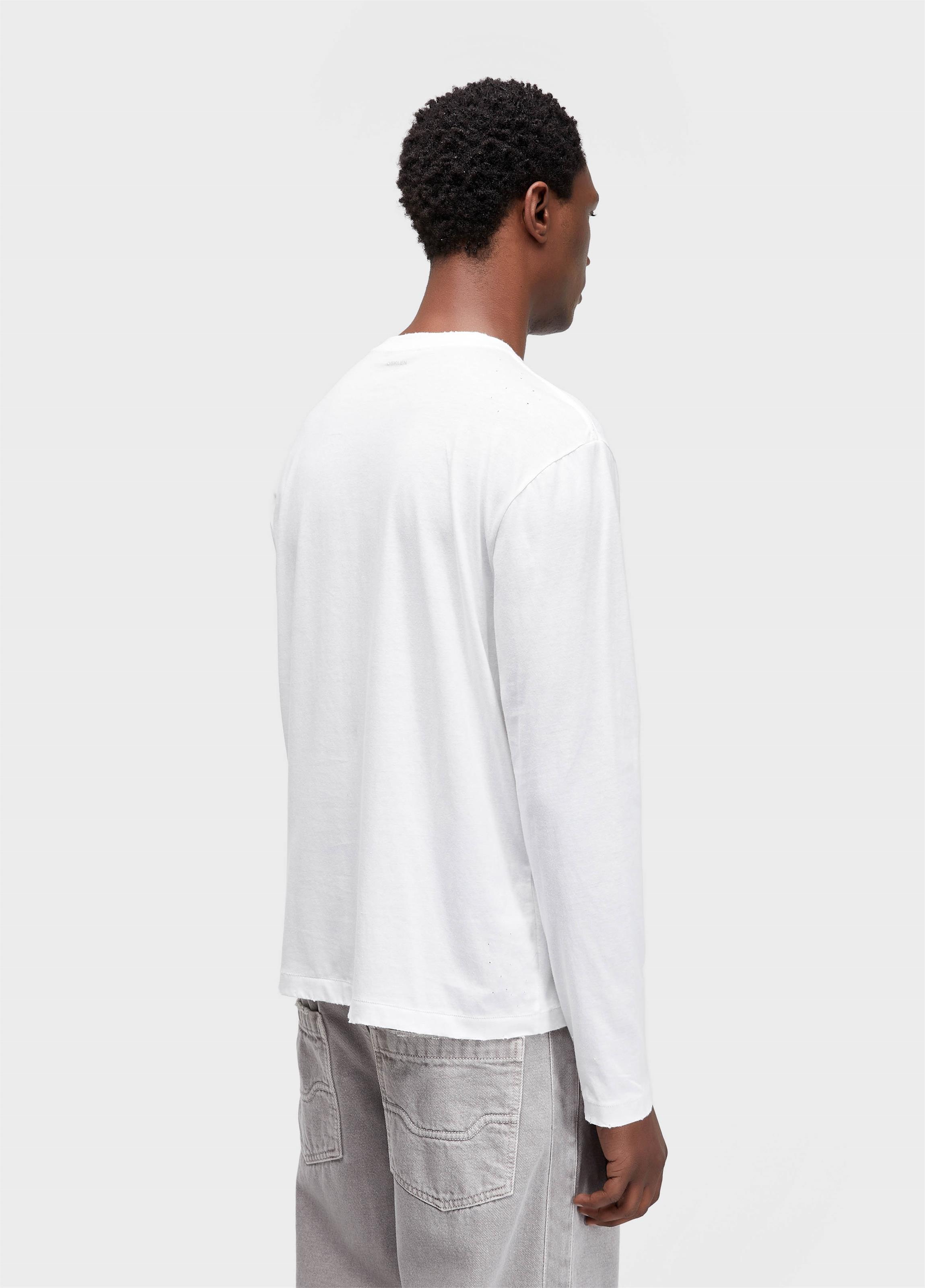 T-shirt used echo