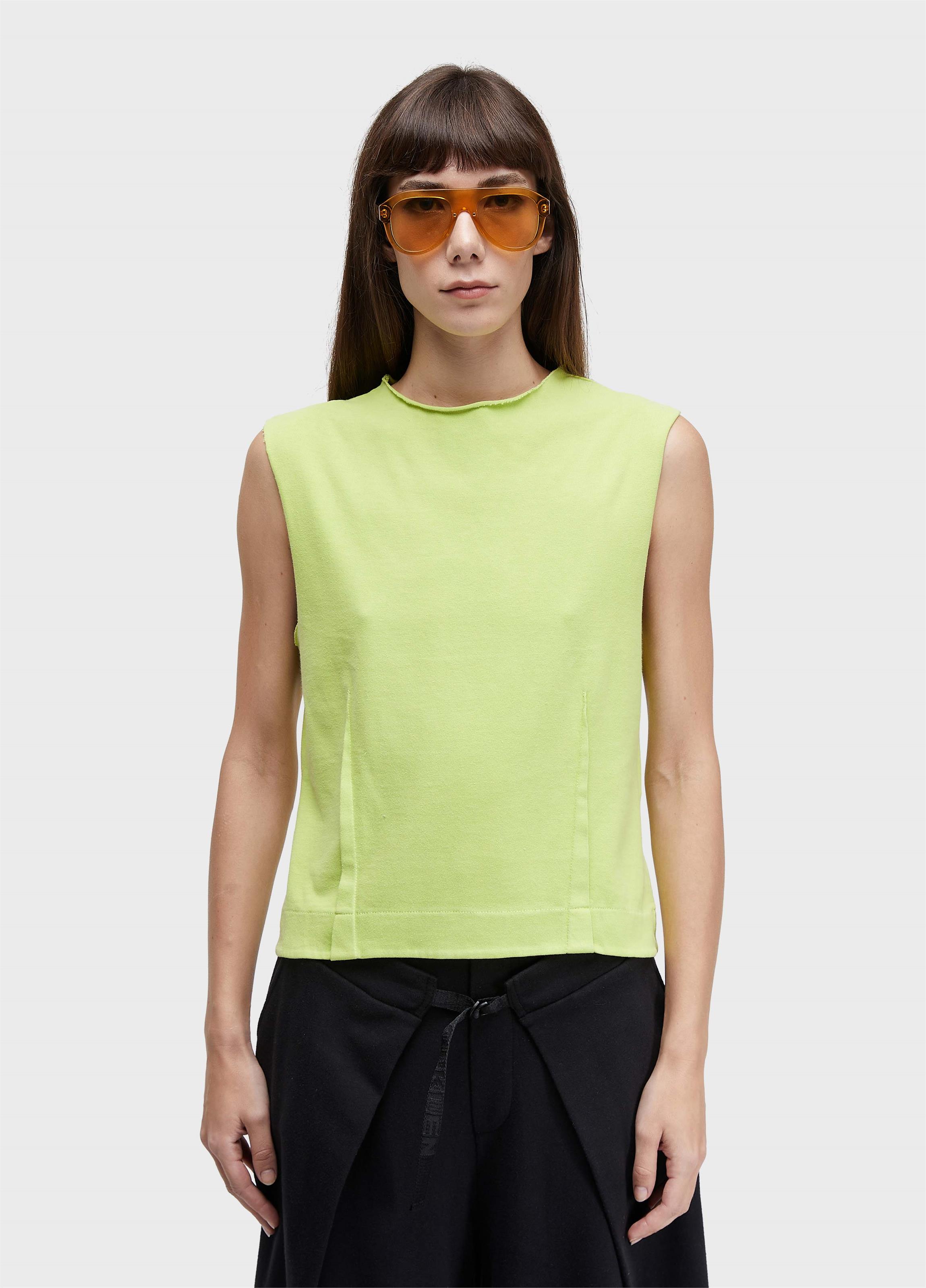 Sleeveless pences