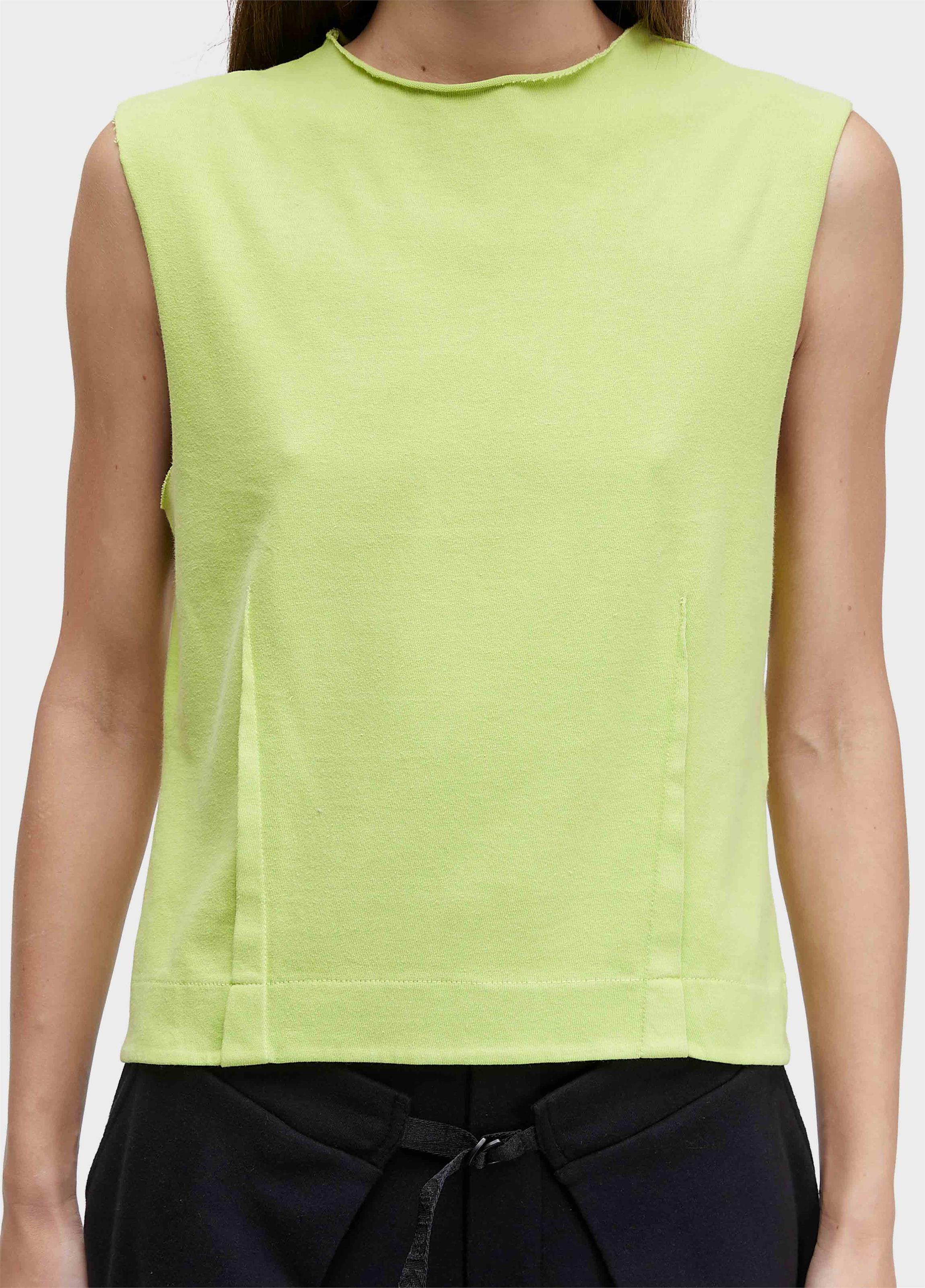 Sleeveless pences