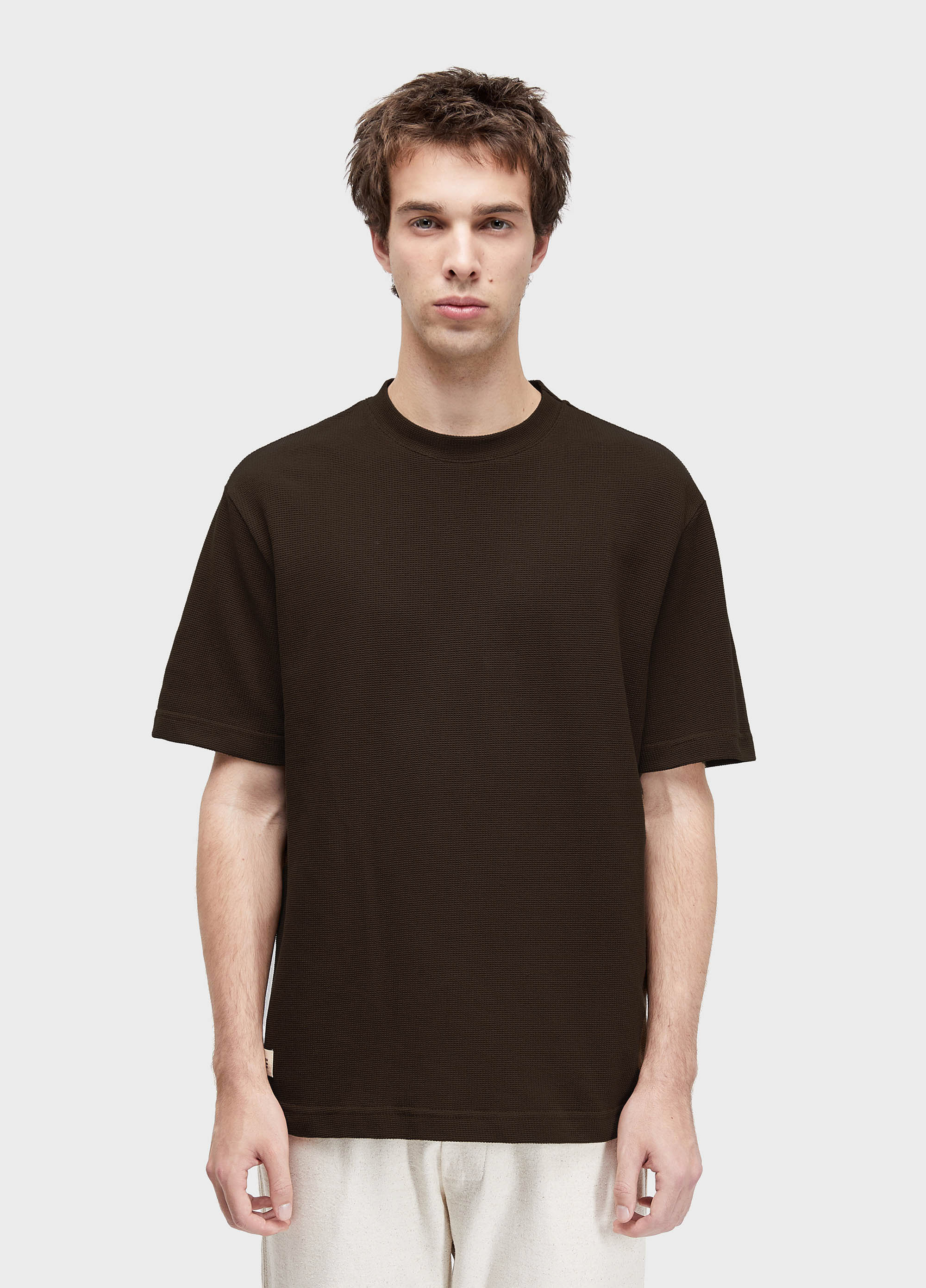 T-shirt topstitch texture contrast
