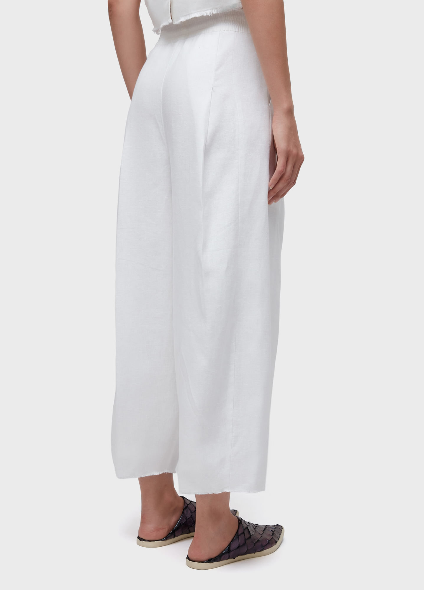 Calça pregas linen