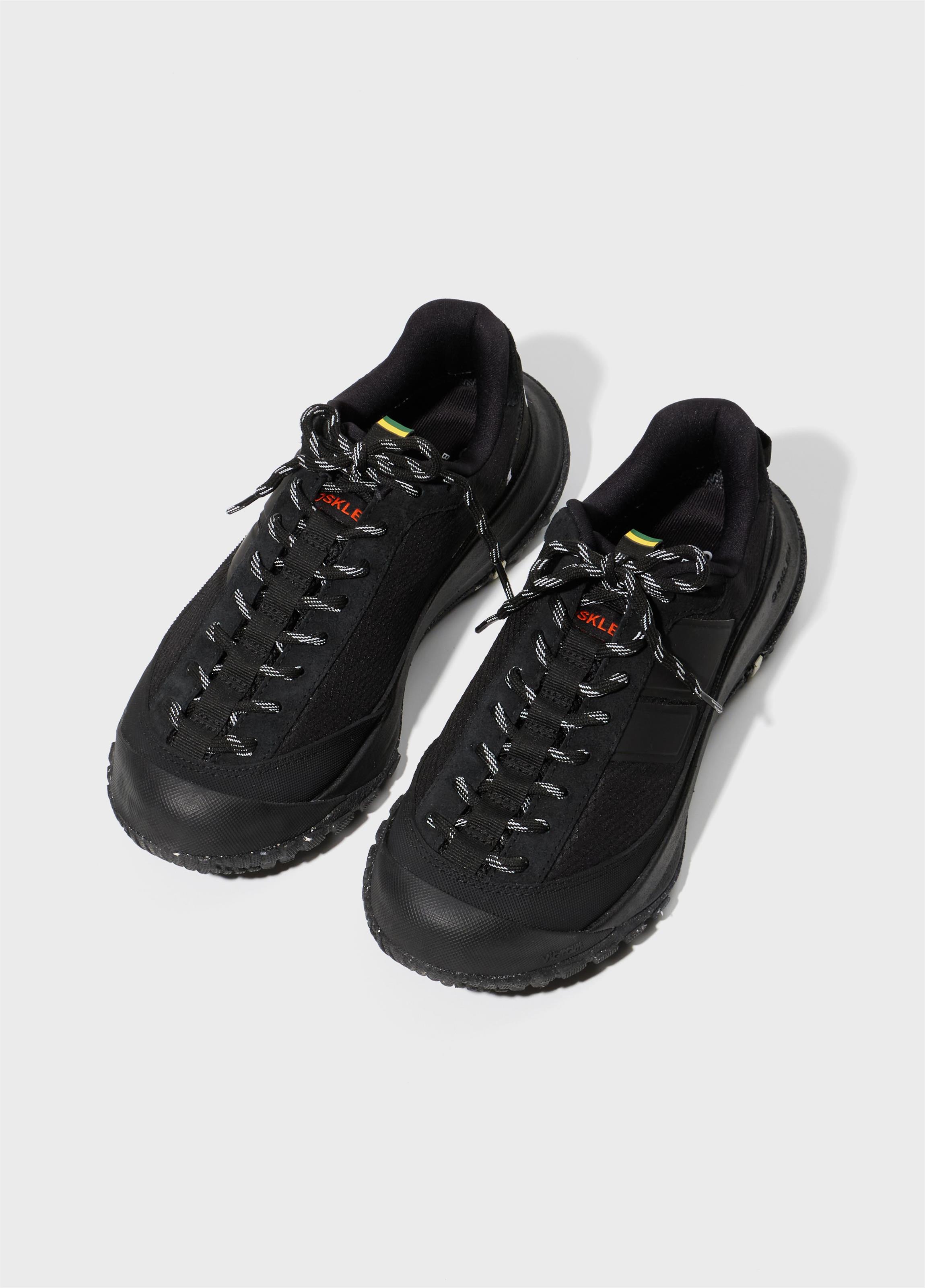 TENIS