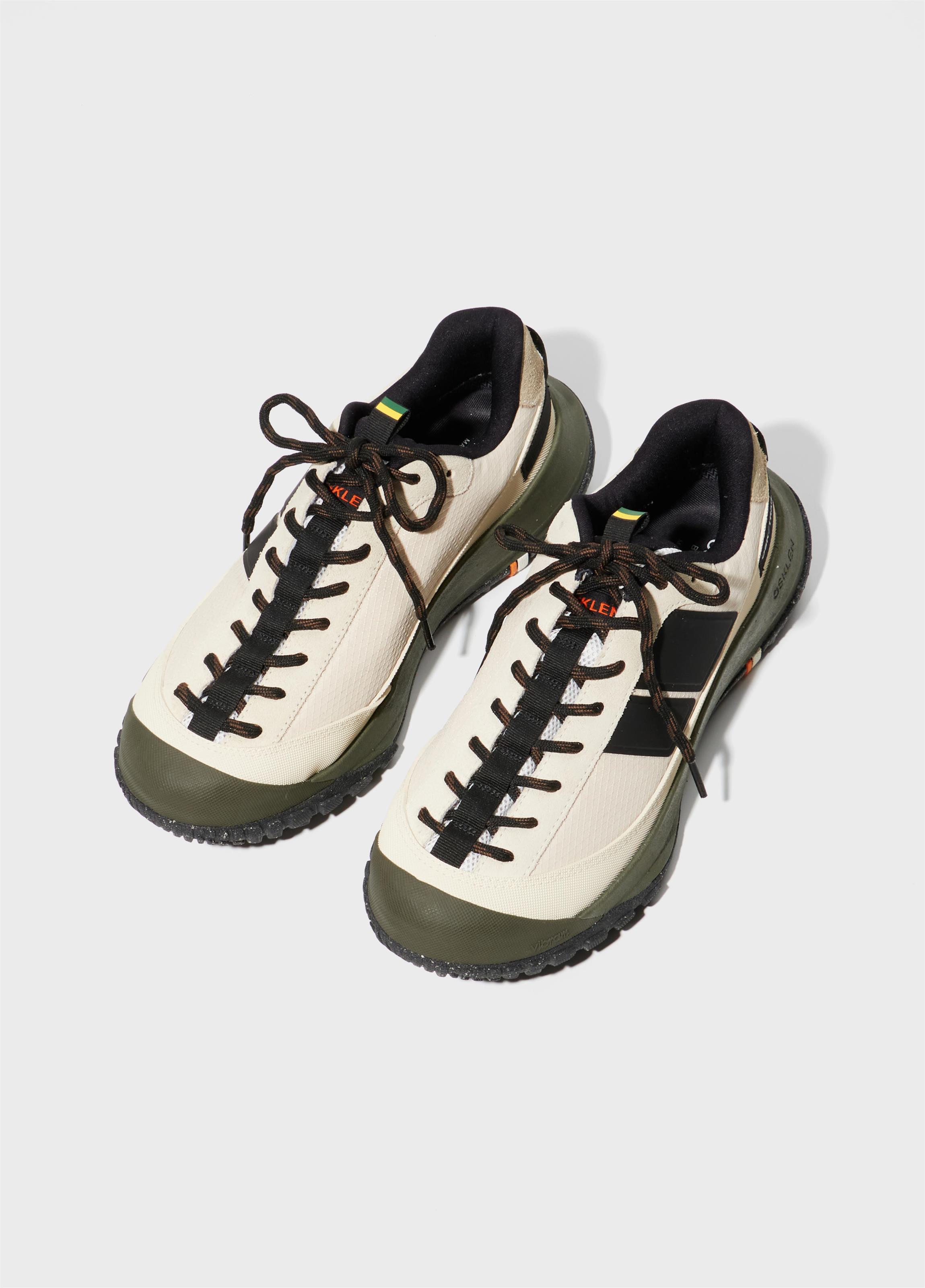 TENIS