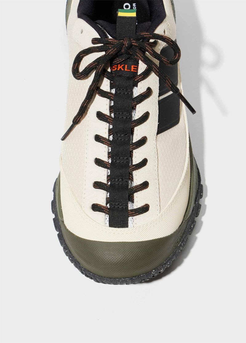 TENIS